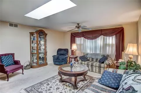 3125 E High, Springfield, OH 45505 photo 6