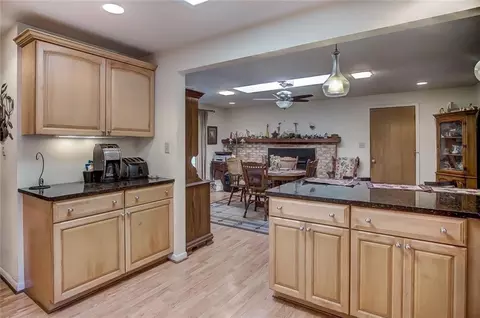 3125 E High, Springfield, OH 45505 photo 13