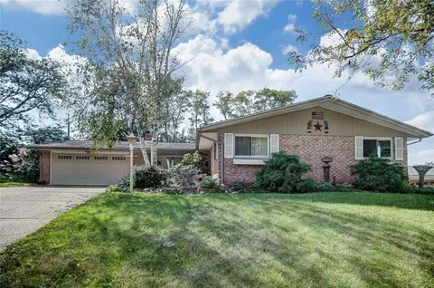 3125 E High, Springfield, OH 45505 photo 2
