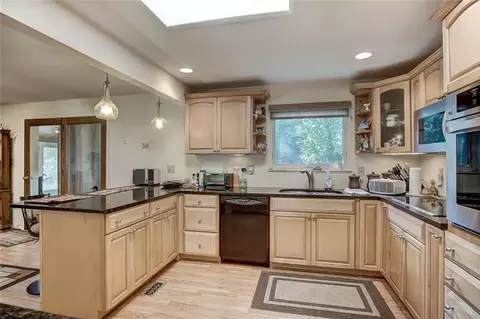 3125 E High, Springfield, OH 45505 photo 12