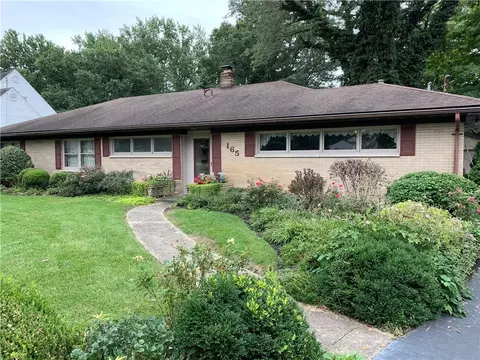 165 W Possum Rd, Springfield, OH 45506 photo 1