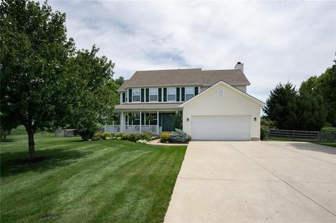 3340 Kenerly St, Springfield, OH 45502 photo 1