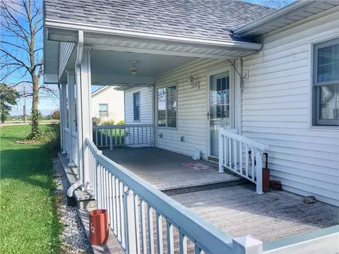 106 Pershing St, Celina, OH 45822 photo 3