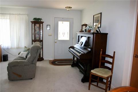 1710 Briarwood Ter, Springfield, OH 45504 photo 2
