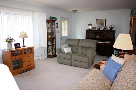 1710 Briarwood Ter, Springfield, OH 45504 photo 3