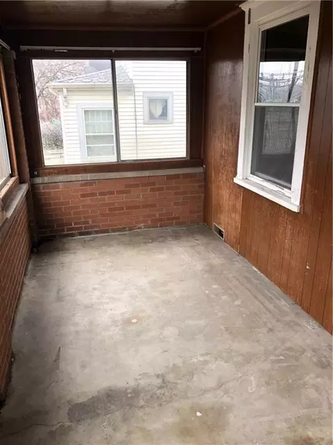 527 S Belmont Ave, Springfield, OH 45505 photo 7