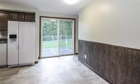 2702 Seymour Ln, Springfield, OH 45503 photo 9