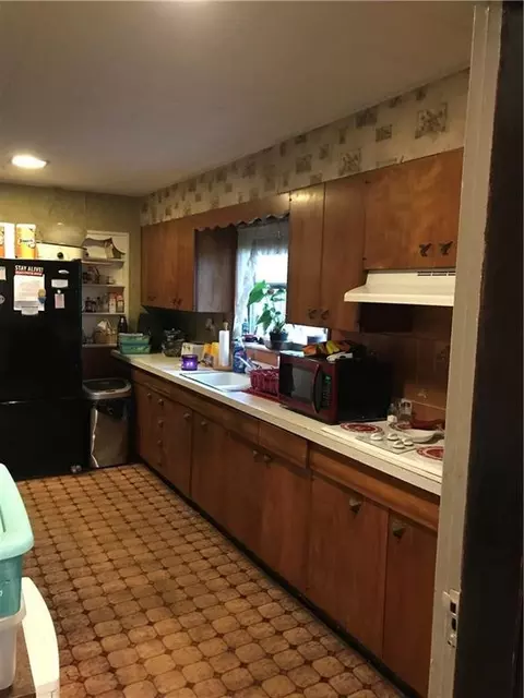 2908 E High, Springfield, OH 45505 photo 16