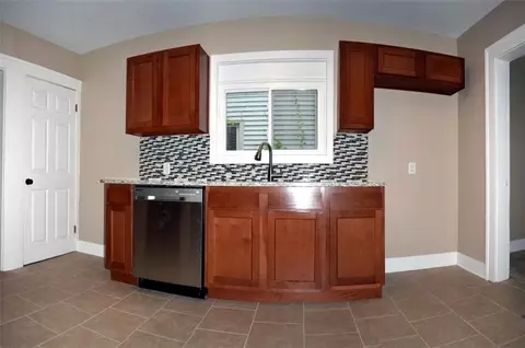 224 N Clairmont, Springfield, OH 45503 photo 6