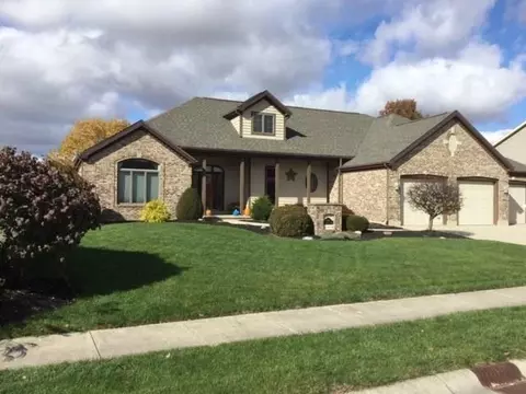 1807 Meadowview Dr, Celina, OH 45822 photo 1