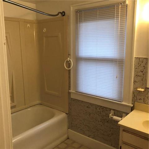 215 W Perrin Ave, Springfield, OH 45506 photo 9