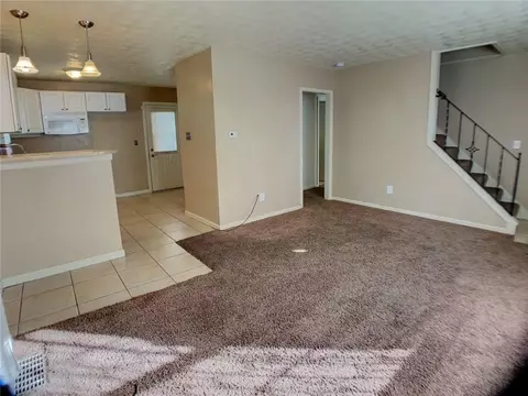 1706 S Sweetbriar Ln, Springfield, OH 45505 photo 9