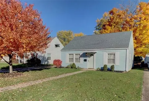 1706 S Sweetbriar Ln, Springfield, OH 45505 photo 1