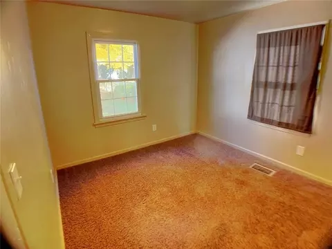 1706 S Sweetbriar Ln, Springfield, OH 45505 photo 13