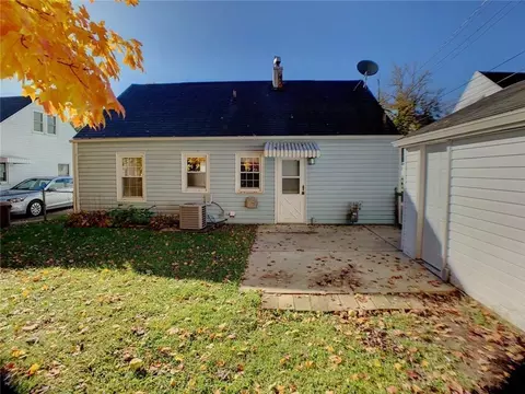 1706 S Sweetbriar Ln, Springfield, OH 45505 photo 6