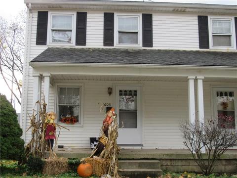 1605-1607 Overlook Dr, Springfield, OH 45504 photo 2