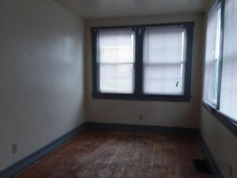 817 S Limestone St, Springfield, OH 45505 photo 6