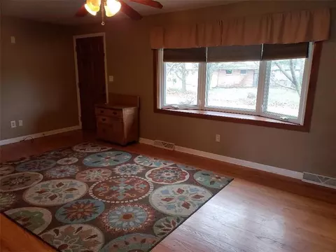 4822 Ashley Dr, Springfield, OH 45503 photo 4