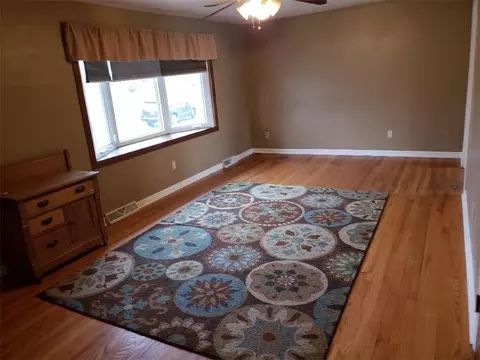 4822 Ashley Dr, Springfield, OH 45503 photo 3