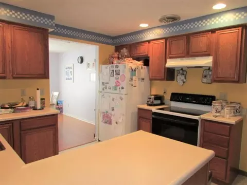 3926 Harris, Springfield, OH 45503 photo 9