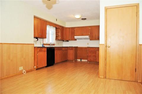 1131 Jackson, Celina, OH 45822 photo 4