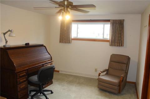 1111 Robin Rd, Springfield, OH 45503 photo 15