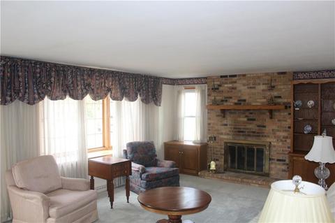 1111 Robin Rd, Springfield, OH 45503 photo 6