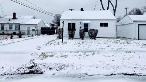 2402 Doris, Springfield, OH 45505 photo 4