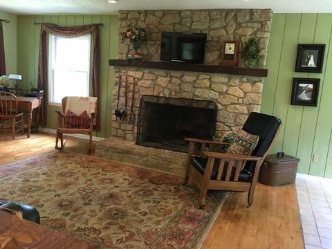2350 E Possum Rd, Springfield, OH 45502 photo 2