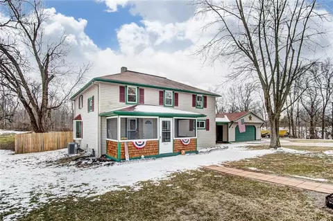 3315 Eichelberger Ln, Springfield, OH 45505 photo 2