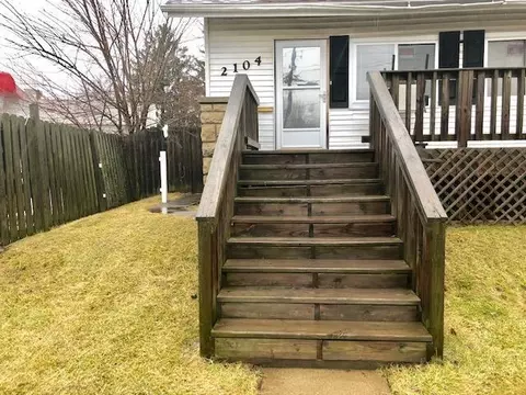 2104 W Main St, Springfield, OH 45504 photo 6