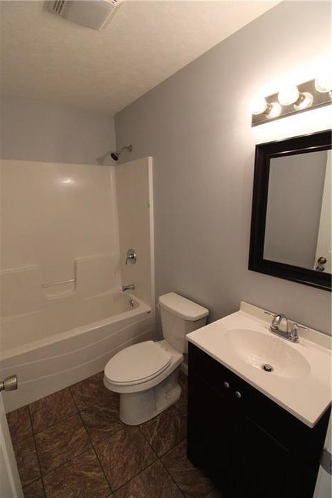 205 E Miami, De Graff, OH 43318 photo 6