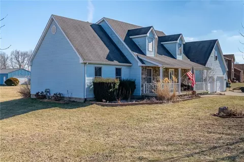 2120 Ashbrook, Springfield, OH 45502 photo 2