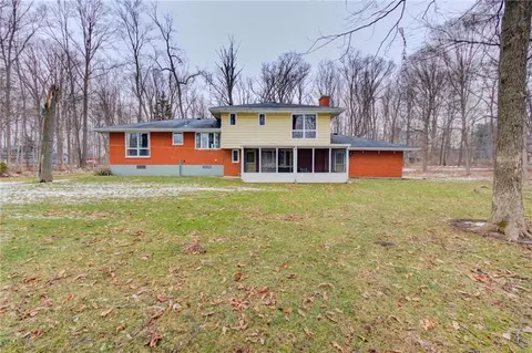 4439 S Tecumseh Rd, Springfield, OH 45502 photo 3