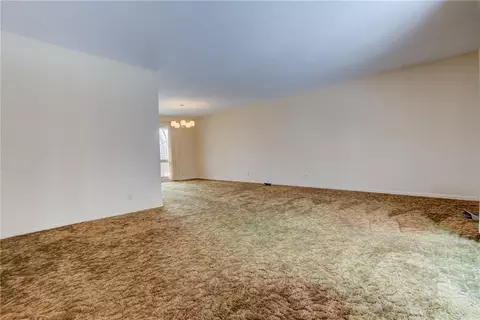 4439 S Tecumseh Rd, Springfield, OH 45502 photo 6