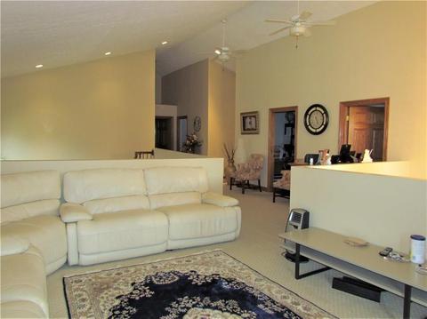 1914 Appian Way, Springfield, OH 45503 photo 24