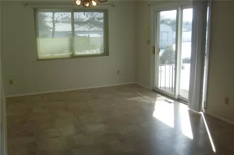 3216 Bristol Dr, Springfield, OH 45503 photo 8