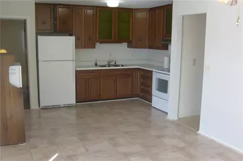 3216 Bristol Dr, Springfield, OH 45503 photo 6