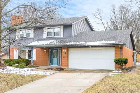 368 Bowman Dr, Fairborn, OH 45324 photo 1