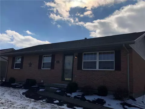 3917 Delmar Cir, Springfield, OH 45503 photo 1