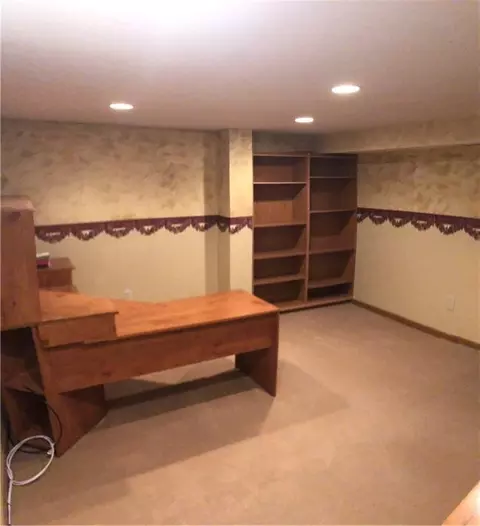 3917 Delmar Cir, Springfield, OH 45503 photo 24