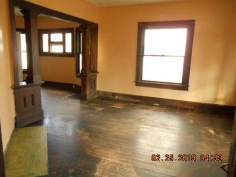 814 W Pleasant St, Springfield, OH 45506 photo 3