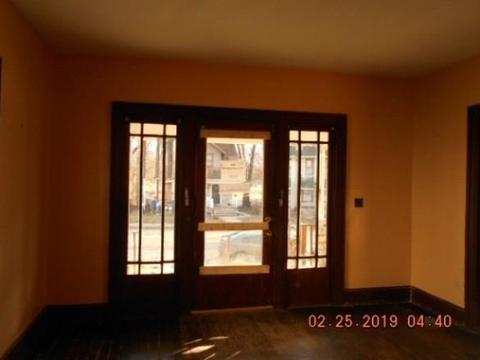 814 W Pleasant St, Springfield, OH 45506 photo 2