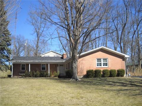 2612 Marinette Dr, Springfield, OH 45503 photo 1
