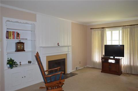 239 Canterbury, Springfield, OH 45503 photo 3