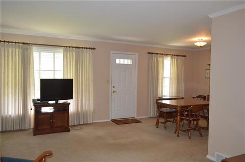 239 Canterbury, Springfield, OH 45503 photo 4