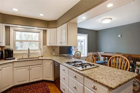 511 Holiday Dr, Springfield, OH 45505 photo 8