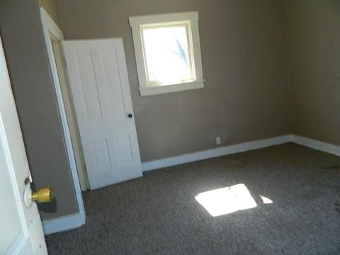 1221 W High St, Springfield, OH 45506 photo 5