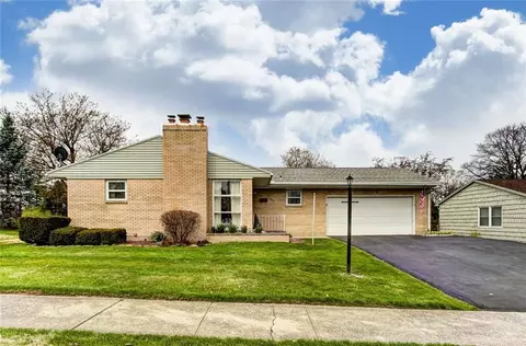 1733 Brookhollow Dr, Springfield, OH 45504 photo 3