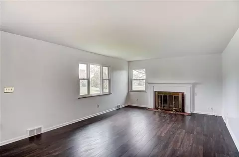 2133 E Mile Rd, Springfield, OH 45503 photo 5